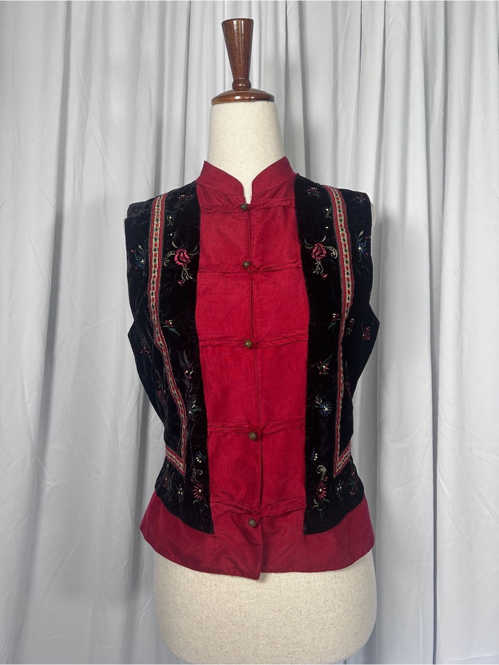 Vintage Kazu Embroidered Velvet & Silk-Look Mandarin Collar Vest